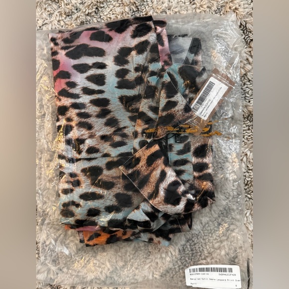 Satin Ombre Leopard Print Oversized Pajama Short Set - Multiple - Picture 5 of 6